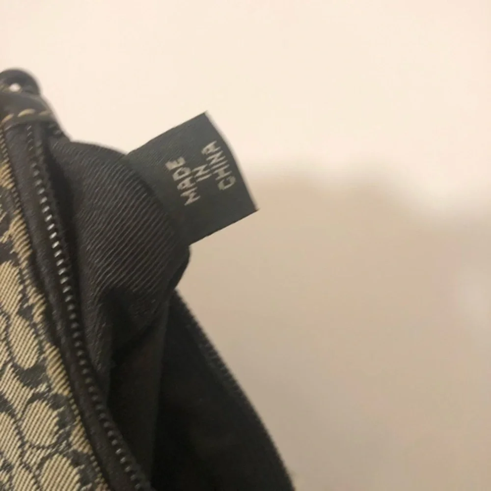 Coach signature black gray wristlet